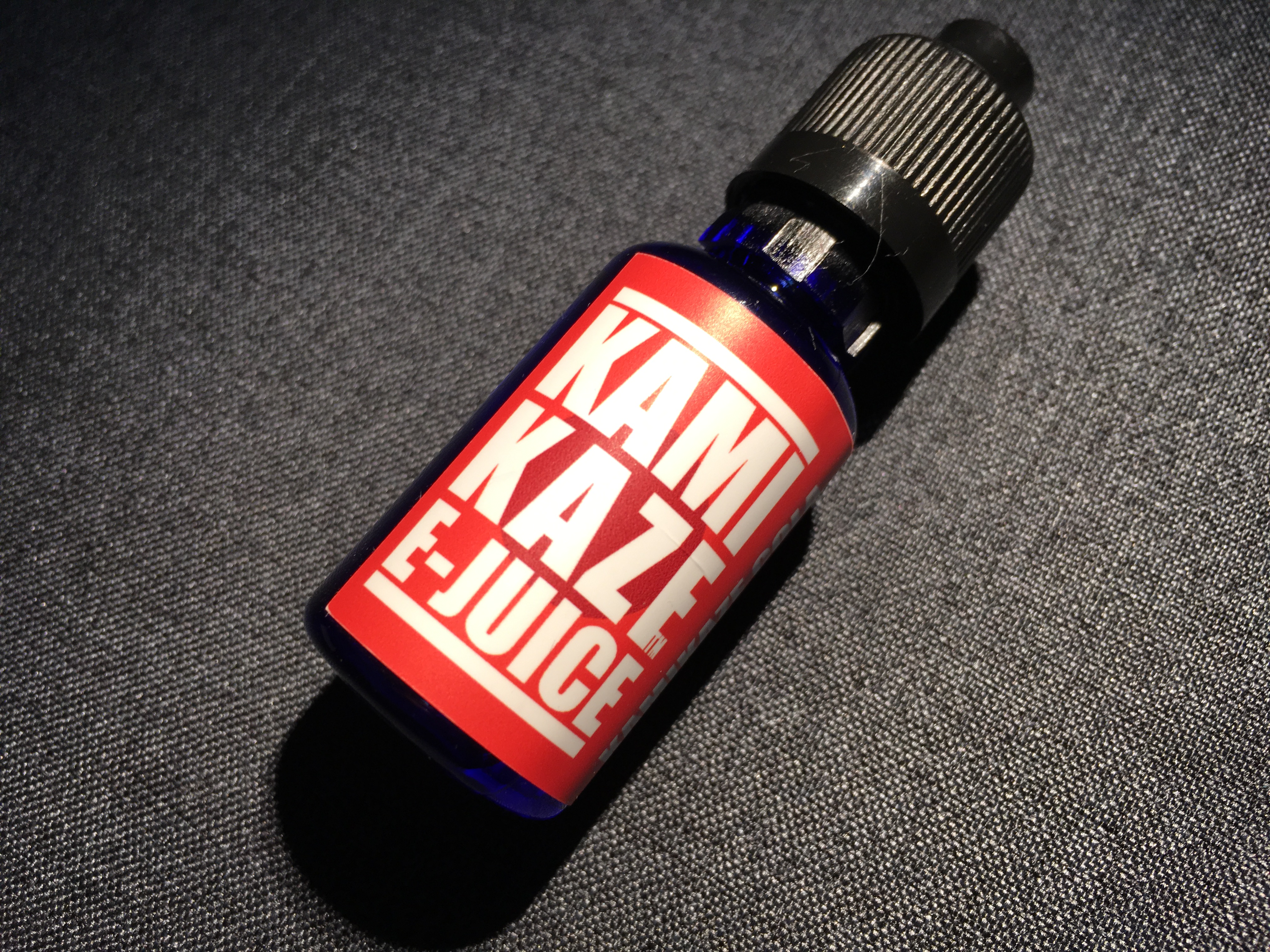 【VAPEリキッド】KAMIKAZE-E-JUICE コーラ コーラ味の再現度が